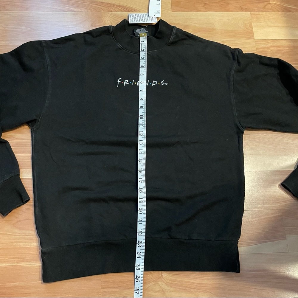 Urban outfitters Friends new with tags vintage feel Mock Neck Sweatshirt size S - Picture 4 of 5
